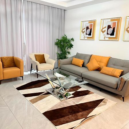 Gracey Concierge Apartments - Avenue Uvira Киншаса Екстериор снимка