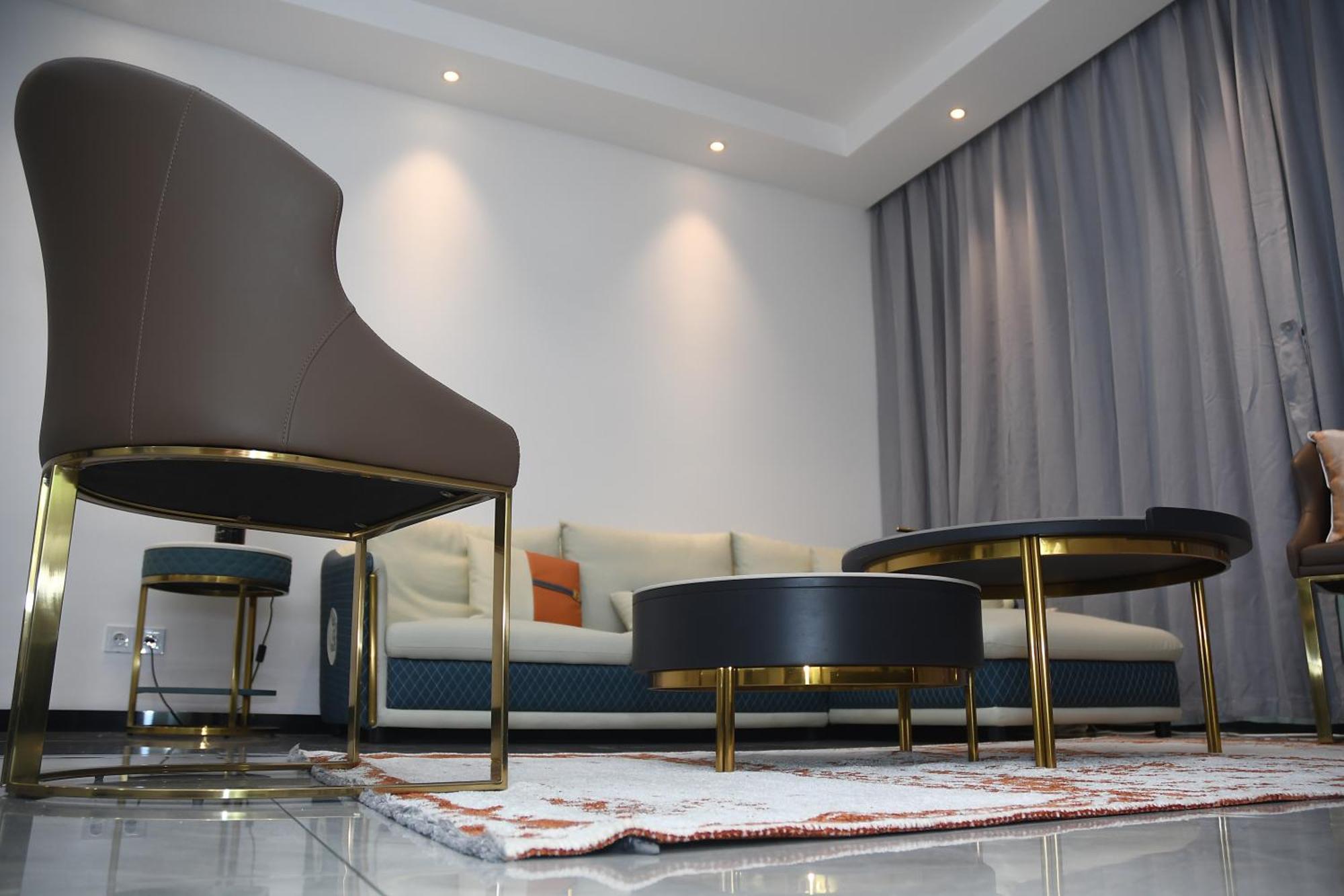 Gracey Concierge Apartments - Avenue Uvira Киншаса Екстериор снимка